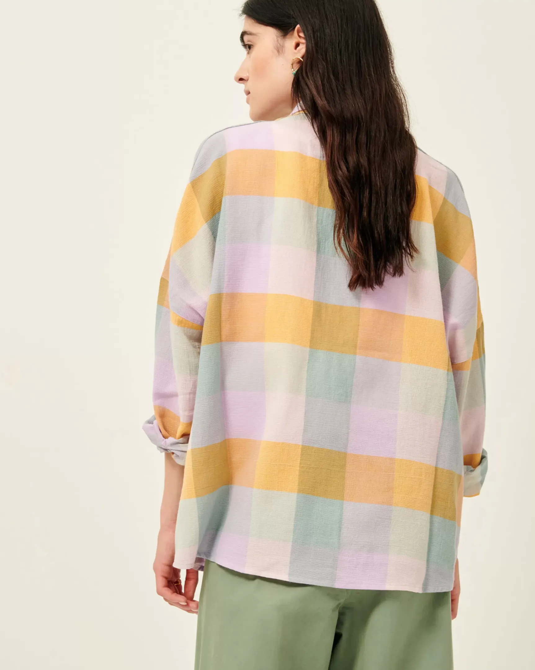 Sale Delima Spring 2024