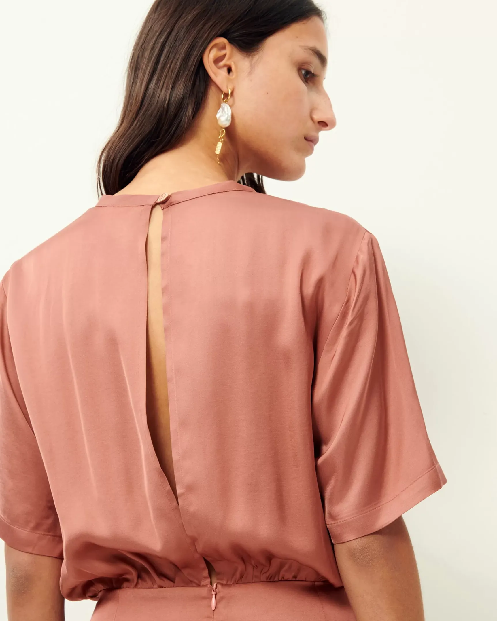 Thea Robes